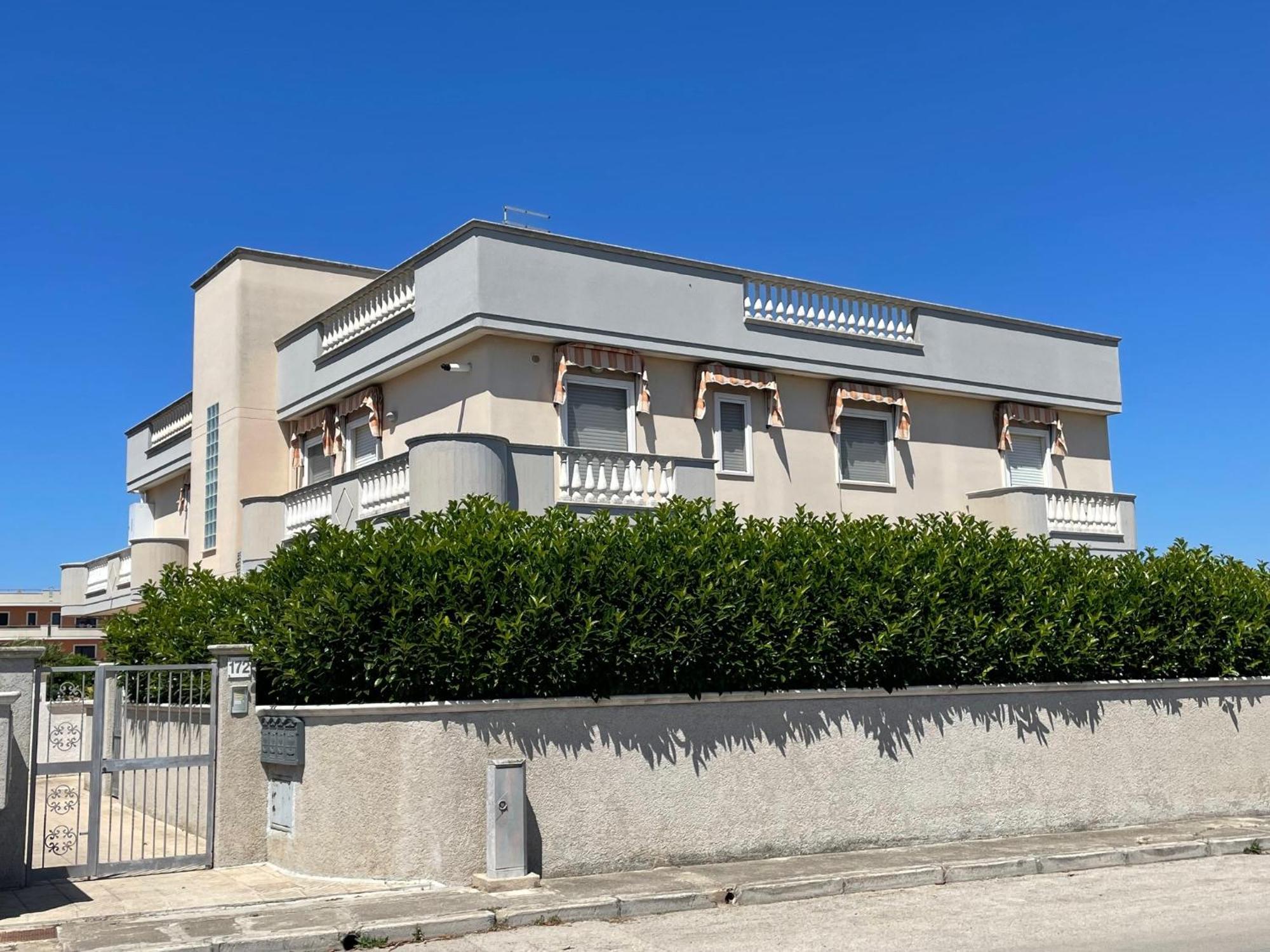 A Casa Di Lia Villa Pulsano Exteriör bild